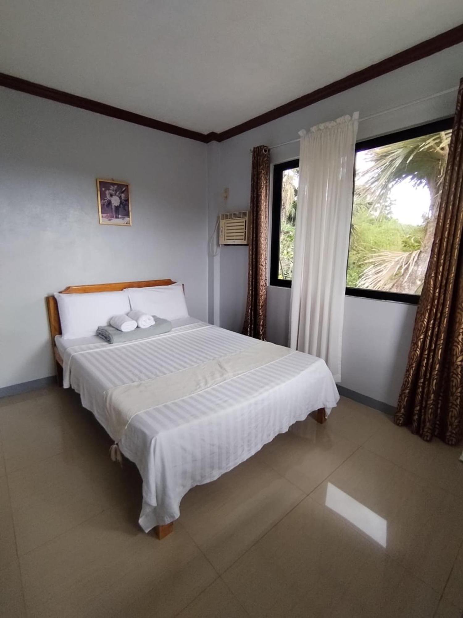 Villa Feliza Loboc Luaran gambar