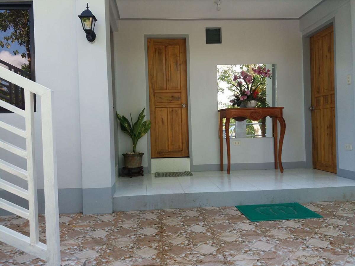 Villa Feliza Loboc Luaran gambar