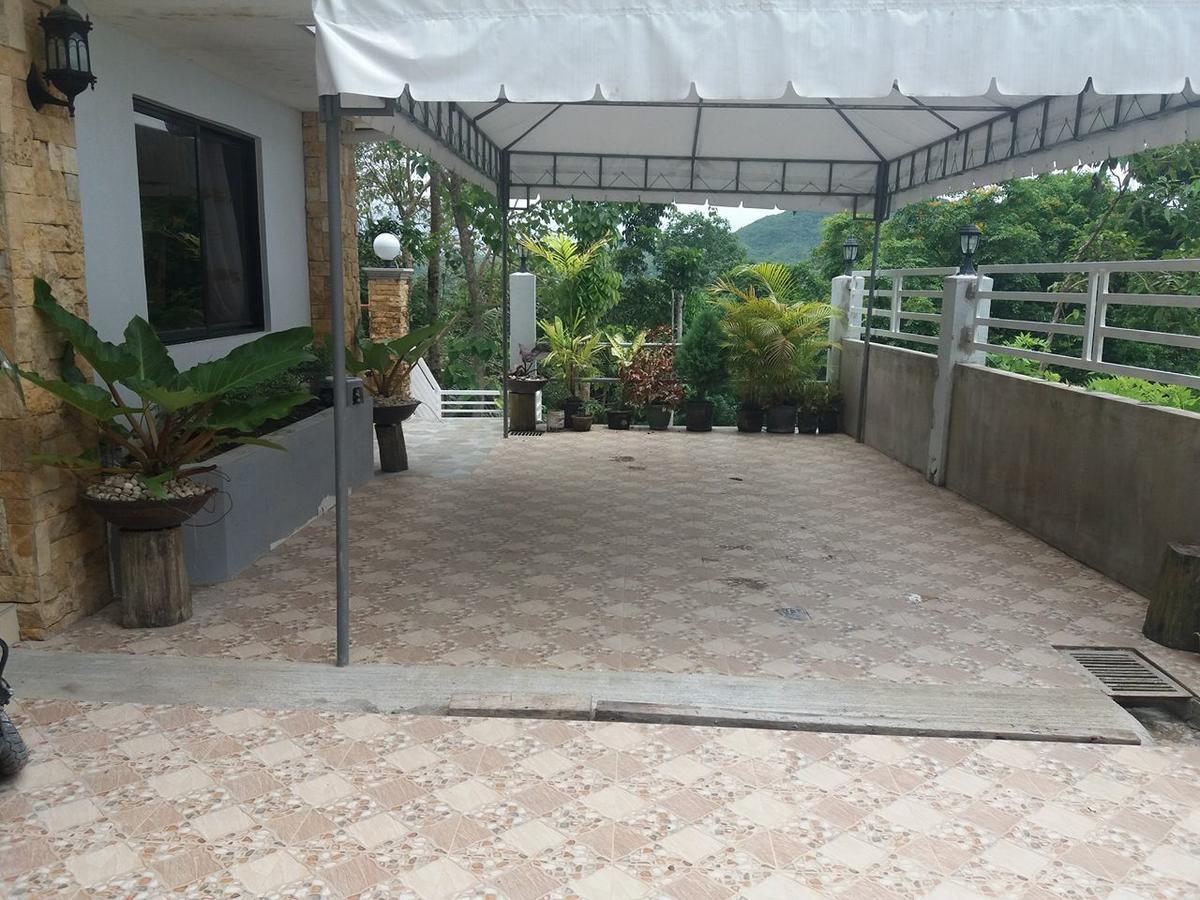 Villa Feliza Loboc Luaran gambar